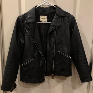 Cherokee faux leather jacket w/zippers size large